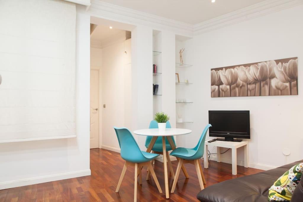 Tranquilo Apartamento En Chueca In2Iz5 Madrid Exterior photo